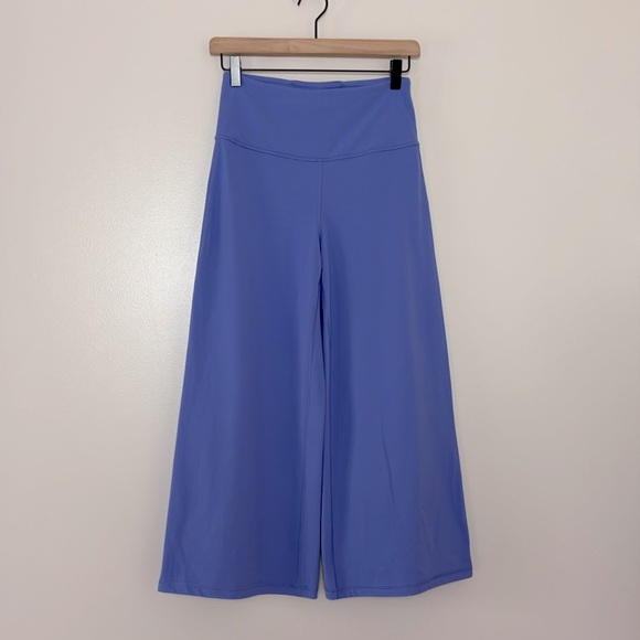 Athleta Elation Wide Crop Pants Adonis Blue Size S - Picture 4 of 16